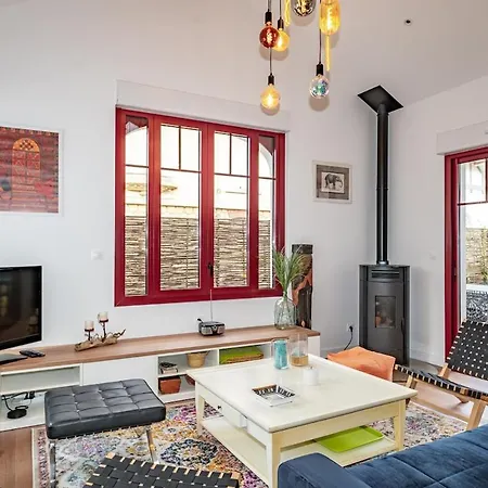 Maison 2e Ligne Acces Prive 50m *