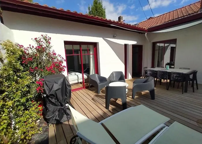 Holiday home Maison 2e Ligne Acces Prive 50m Arcachon